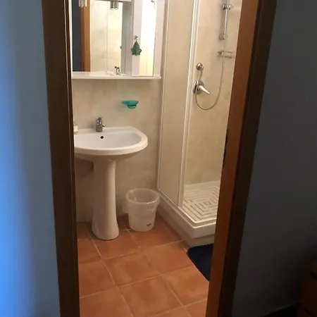 Paradiso Hotel *
